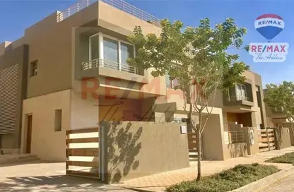 Villa for sale in Palm Hills Golf Extension - Al Wahat Road - 6 October City - Giza