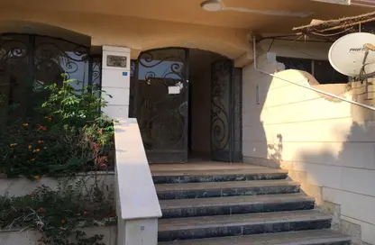 Apartment - 3 Bedrooms - 2 Bathrooms for rent in 7th District - Sheikh Zayed City - Giza