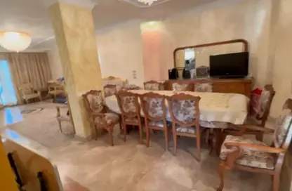 Apartment - 4 Bedrooms - 3 Bathrooms for sale in Beverly Hills Road - 17th District - Sheikh Zayed City - Giza