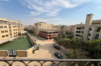 شقة - 3 غرف نوم - 2 حمامات للبيع في البوابة الاولي - خوفو - حدائق الاهرام - الجيزة