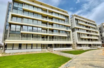 دوبلكس - 4 غرف نوم - 3 حمامات للبيع في ليك فرونت - حدائق اكتوبر - مدينة 6 أكتوبر - الجيزة