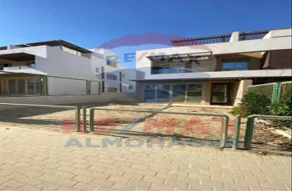 Twin House - 3 Bedrooms - 3 Bathrooms for sale in Upville - Cairo Alexandria Desert Road - 6 October City - Giza