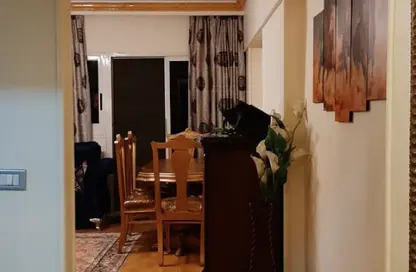 Apartment - 2 Bedrooms - 1 Bathroom for rent in Anwar Al Mufti St. - 1st Zone - Nasr City - Cairo