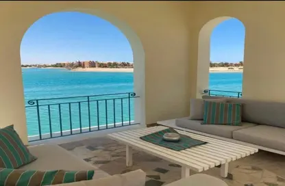 Chalet - 3 Bedrooms - 2 Bathrooms for sale in Mountain View - Ras Al Hekma - North Coast