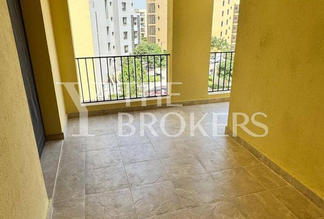 8015959 - Property Image 2
