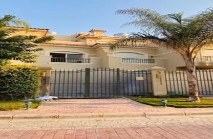 فيلا - 5 غرف نوم - 5 حمامات للبيع في الباتيو برايم - الباتيو - كمبوندات الشروق - مدينة الشروق - القاهرة