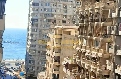 شقة - 3 غرف نوم - 1 حمام للبيع في شارع خليل حماده - ميامي - حي اول المنتزة - الاسكندرية