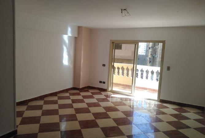 8212643 - Property Main Image