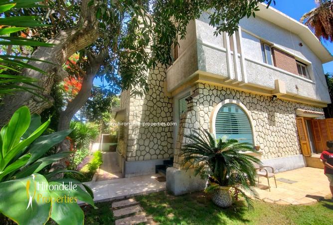 8042426 - Property Image 2