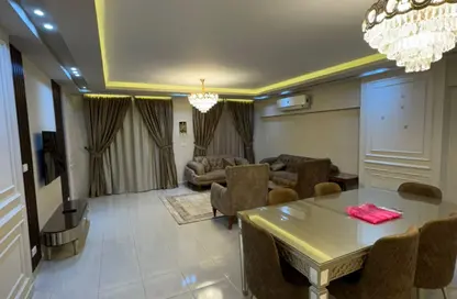 Apartment - 3 Bedrooms - 3 Bathrooms for rent in Omar Ibn Al Khattab St. - Rehab City Forth Phase - Al Rehab - New Cairo City - Cairo