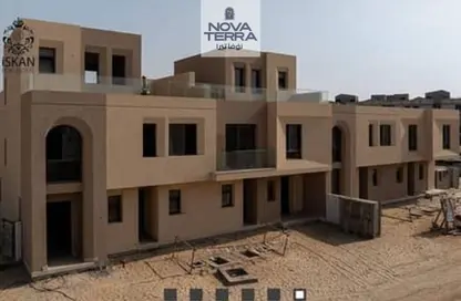 Townhouse - 3 Bedrooms - 3 Bathrooms for sale in Vye Sodic - New Zayed City - Sheikh Zayed City - Giza