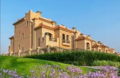 Villa - 6 Bedrooms - 4 Bathrooms for sale in El Patio Vera - Sheikh Zayed Compounds - Sheikh Zayed City - Giza