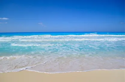 Chalet - 2 Bedrooms - 2 Bathrooms for sale in Remal - Ras Al Hekma - North Coast