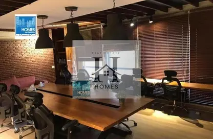 Office Space - Studio - 5 Bathrooms for rent in Al Nahda Square - Maadi - Hay El Maadi - Cairo
