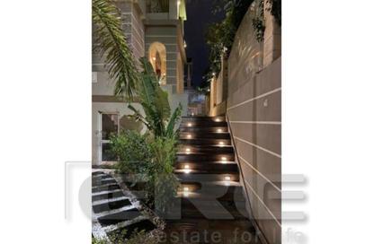 Villa - 4 Bedrooms - 5 Bathrooms for sale in Maxim - The 1st Settlement - New Cairo City - Cairo