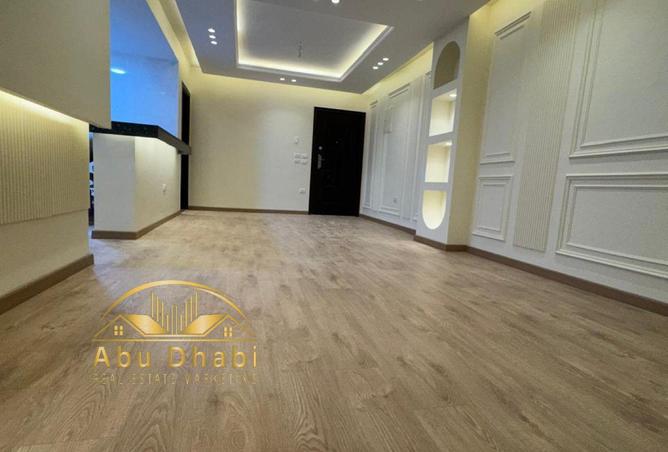 8266866 - Property Image 2