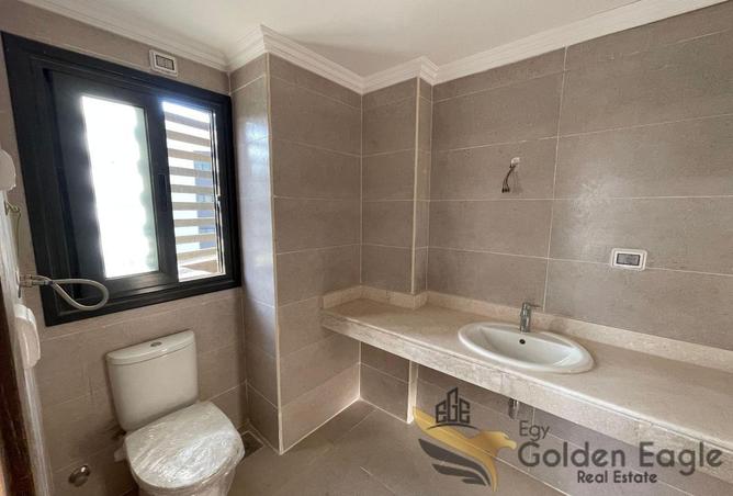 8045181 - Property Image 3