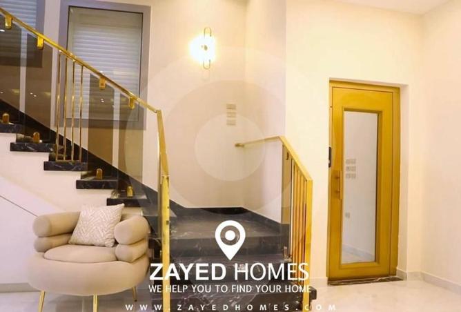 8193889 - Property Image 2