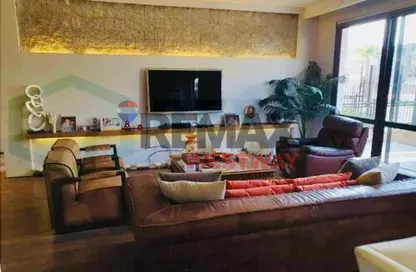 Duplex - 3 Bedrooms - 3 Bathrooms for sale in Six West - Beverly Hills - Sheikh Zayed Compounds - Sheikh Zayed City - Giza Duplex - 3 Bedrooms - 3 Bathrooms for sale in Six West - Beverly Hills - Sheikh Zayed Compounds - Sheikh Zayed City - Giza