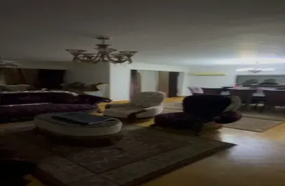 شقة - 3 غرف نوم - 3 حمامات للايجار في شارع مصطفي النحاس - المنطقة السادسة - مدينة نصر - القاهرة