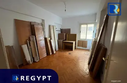 Apartment - 3 Bedrooms - 2 Bathrooms for sale in Sarayat Al Maadi - Hay El Maadi - Cairo
