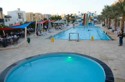 Chalet - 2 Bedrooms - 1 Bathroom for sale in Hurghada Resorts - Hurghada - Red Sea Chalet - 2 Bedrooms - 1 Bathroom for sale in Hurghada Resorts - Hurghada - Red Sea