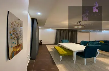 Apartment - 3 Bedrooms - 2 Bathrooms for rent in 8th District - Sheikh Zayed City - Giza