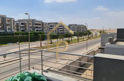 تاون هاوس - 3 غرف نوم - 3 حمامات للبيع في باتيو الزهراء - كمبوندات الشيخ زايد - الشيخ زايد - الجيزة