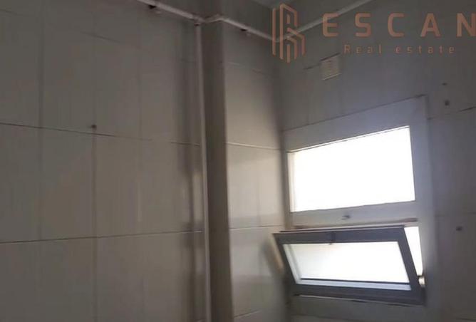 8381002 - Property Image 3