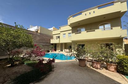 Villa - 7+ Bedrooms - 7 Bathrooms for sale in Magawish - Hurghada - Red Sea