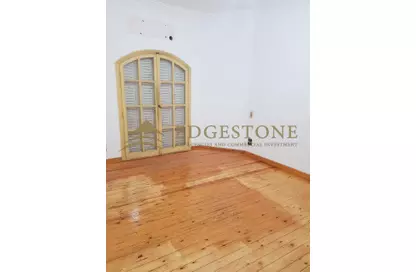 Apartment - 3 Bedrooms - 3 Bathrooms for sale in Nehro St. - Roxy - Heliopolis - Masr El Gedida - Cairo