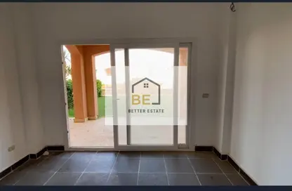 Chalet - 2 Bedrooms - 2 Bathrooms for sale in Al Ain Al Sokhna - Suez