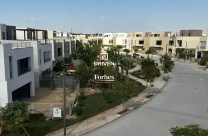 Villa - 3 Bedrooms - 4 Bathrooms for sale in The Crown - Cairo Alexandria Desert Road - 6 October City - Giza