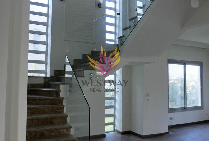 8254399 - Property Image 2