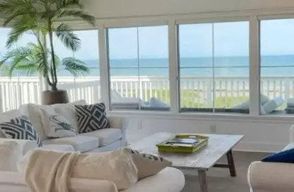 Chalet - 2 Bedrooms - 2 Bathrooms for sale in Cali Coast - Ras Al Hekma - North Coast