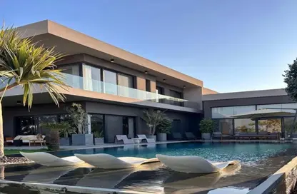 Villa - 5 Bedrooms - 6 Bathrooms for sale in Swan Lake Residence - 5th Settlement Compounds - The 5th Settlement - New Cairo City - Cairo
