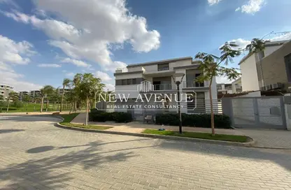 Villa - 5 Bedrooms - 7 Bathrooms for sale in Tag Sultan - Ring Road - Cairo