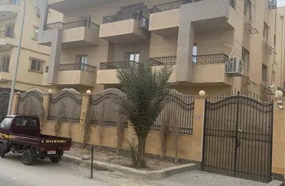 فيلا - 8 غرف نوم - 8 حمامات للبيع في الحي الاول - التجمع الخامس - مدينة القاهرة الجديدة - القاهرة