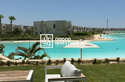 Chalet - 2 Bedrooms - 3 Bathrooms for sale in Azha - Al Ain Al Sokhna - Suez