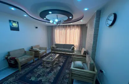 Apartment - 3 Bedrooms - 1 Bathroom for rent in Hay El Haram - Giza