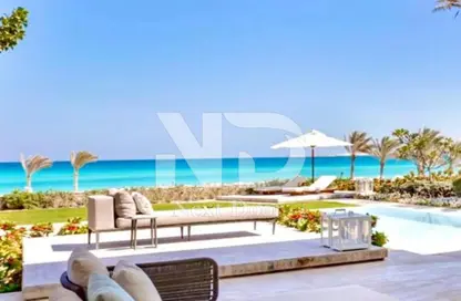 Chalet - 2 Bedrooms - 2 Bathrooms for sale in Seashore - Ras Al Hekma - North Coast