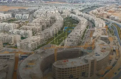 محل - استوديو - 2 حمامات للبيع في مون ريزيدنس - فيفث سكوير - التجمع الخامس - مدينة القاهرة الجديدة - القاهرة