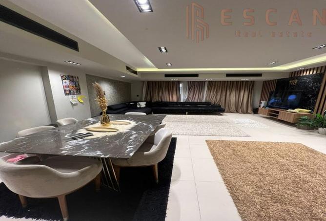 8323067 - Property Image 2