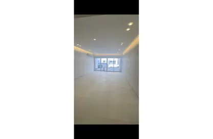 Apartment - 3 Bedrooms - 3 Bathrooms for rent in Mountain View iCity - 5th Settlement Compounds - The 5th Settlement - New Cairo City - Cairo