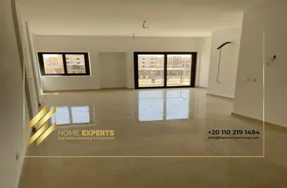 شقة - 3 غرف نوم - 2 حمامات للبيع في مون ريزيدنس - فيفث سكوير - التجمع الخامس - مدينة القاهرة الجديدة - القاهرة