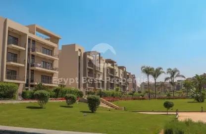 Apartment - 3 Bedrooms - 4 Bathrooms for sale in Moon Residences - Fifth Square - The 5th Settlement - New Cairo City - Cairo