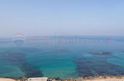 Apartment - 3 Bedrooms - 3 Bathrooms for sale in Al Geish Road - Cleopatra - Hay Sharq - Alexandria
