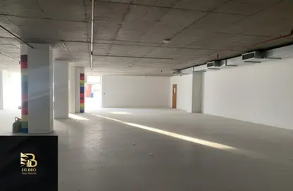 معرض - استوديو - 2 حمامات للبيع في التجمع الاول - مدينة القاهرة الجديدة - القاهرة