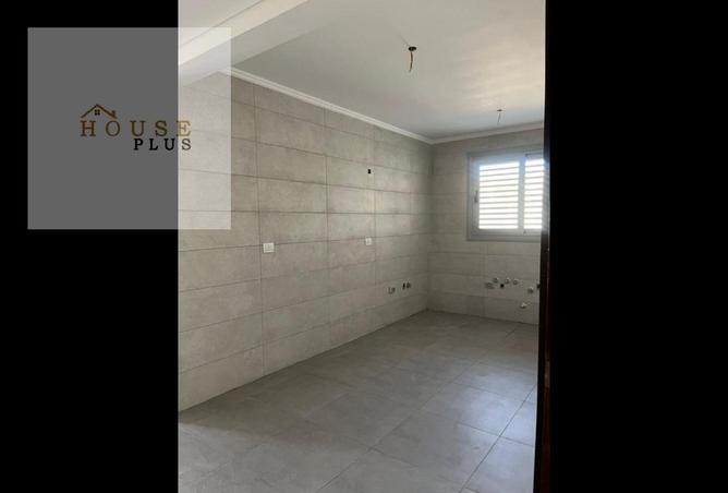 6810867 - Property Image 3