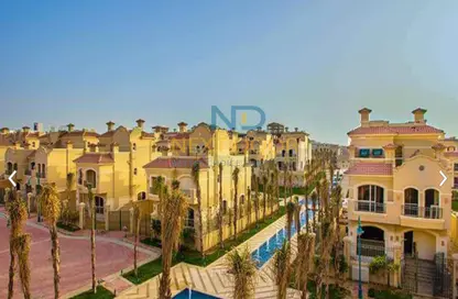 تاون هاوس - 4 غرف نوم - 4 حمامات للبيع في الباتيو 5 ايست - الباتيو - كمبوندات الشروق - مدينة الشروق - القاهرة